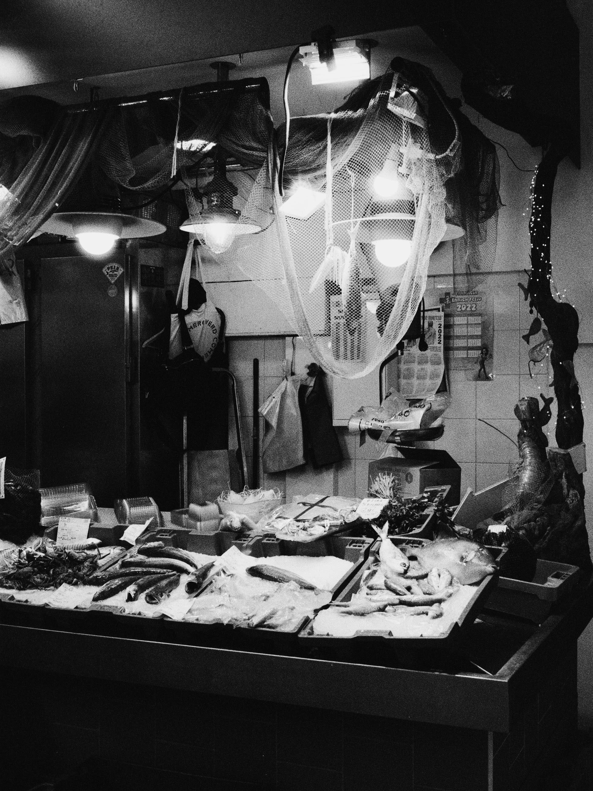 Fishmonger - the smell, ugh. No thanks. Barcelona 2022
