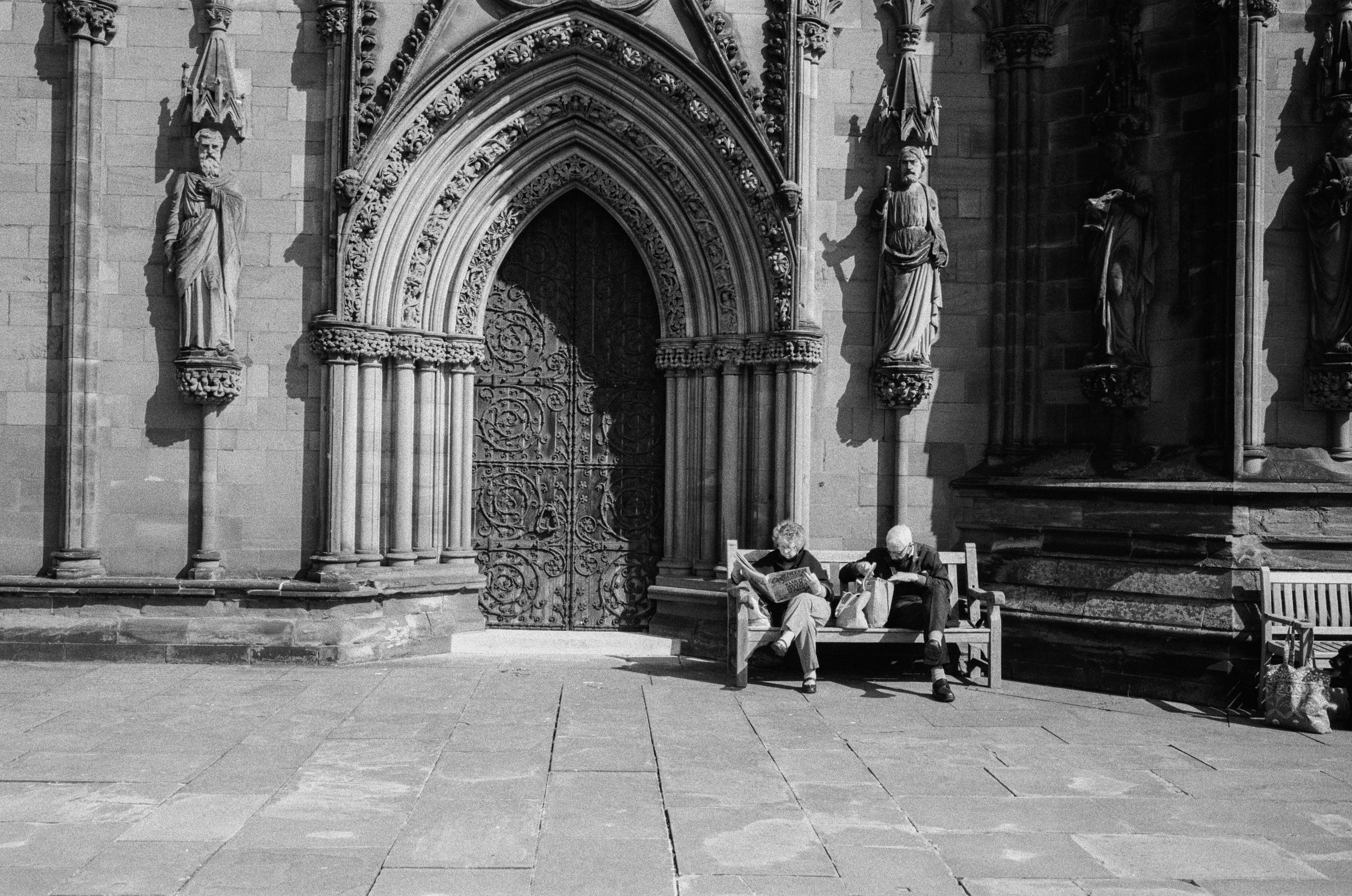 Dwarfed by the door. Lichfield 2022