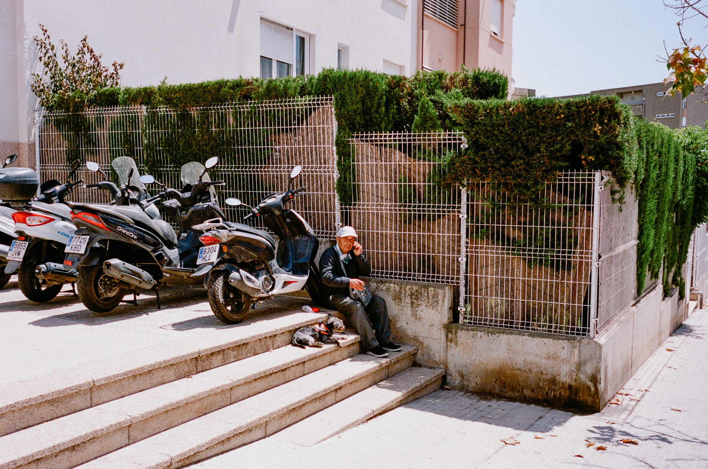 Man and his dog who was not happy with me (the guy not the dog). Palma 2022