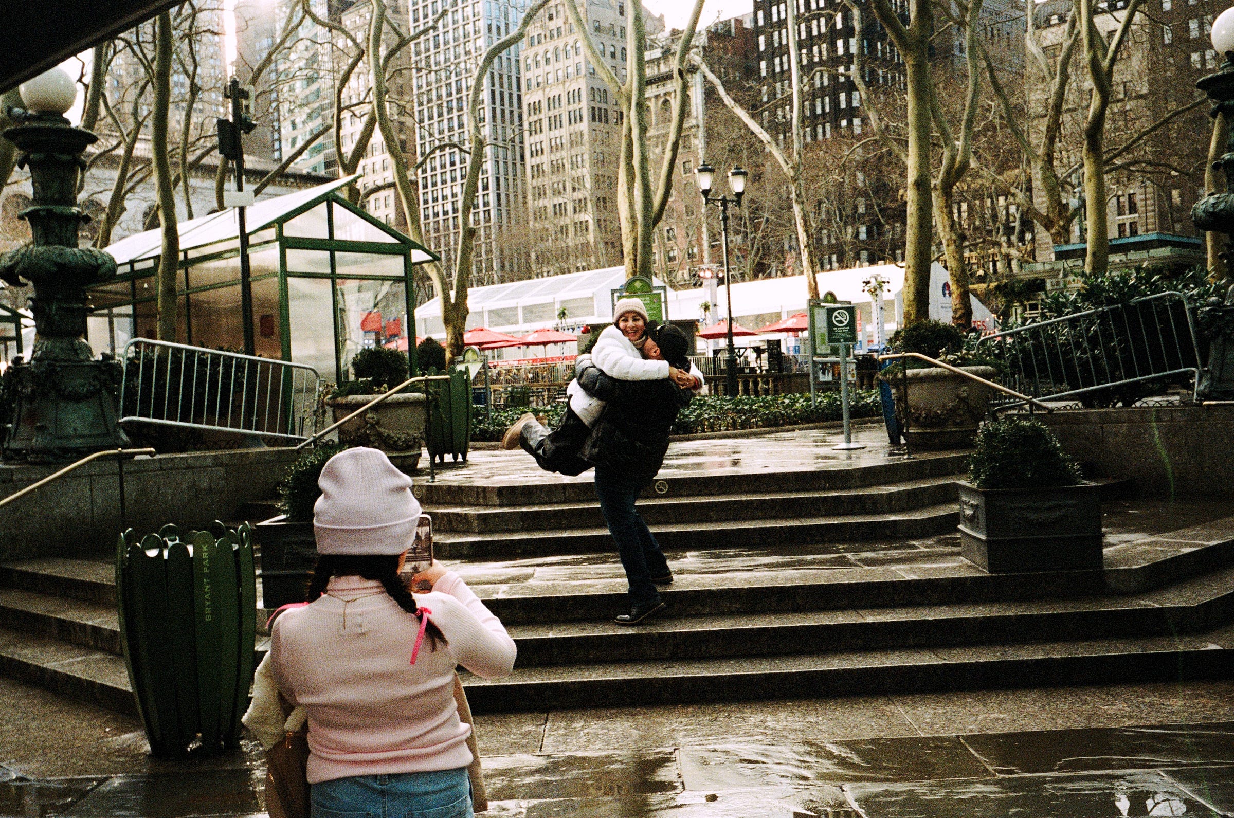 Sweethearts on the corner. Jan 2024
